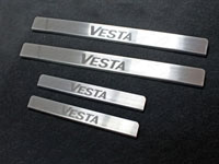 Накладки на пороги (нерж.лист, шлифованный, надпись "VESTA")