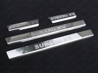 Накладки на пороги (нерж.лист, зеркальный, надпись "SUBARU XV")